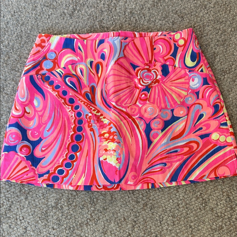 Lilly Pulitzer January Skort in the "Reef Retreat Retro Swirl" print